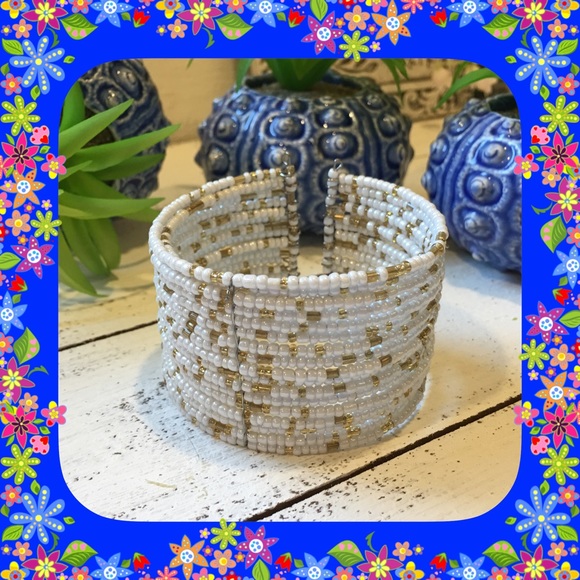 Beaded Bracelet - Picture 4 of 8